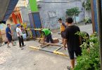 Ketua Forum RW Kelurahan Kutajaya Tinjau Pemasangan Portal RW 08 VTE